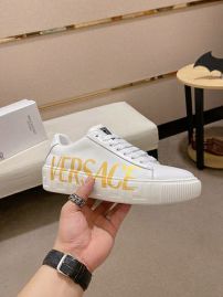 Picture of Versace Shoes Men _SKUfw101181636fw